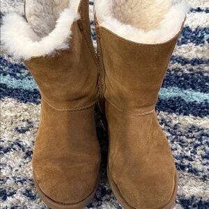 UGG Chestnut Shearling Boots